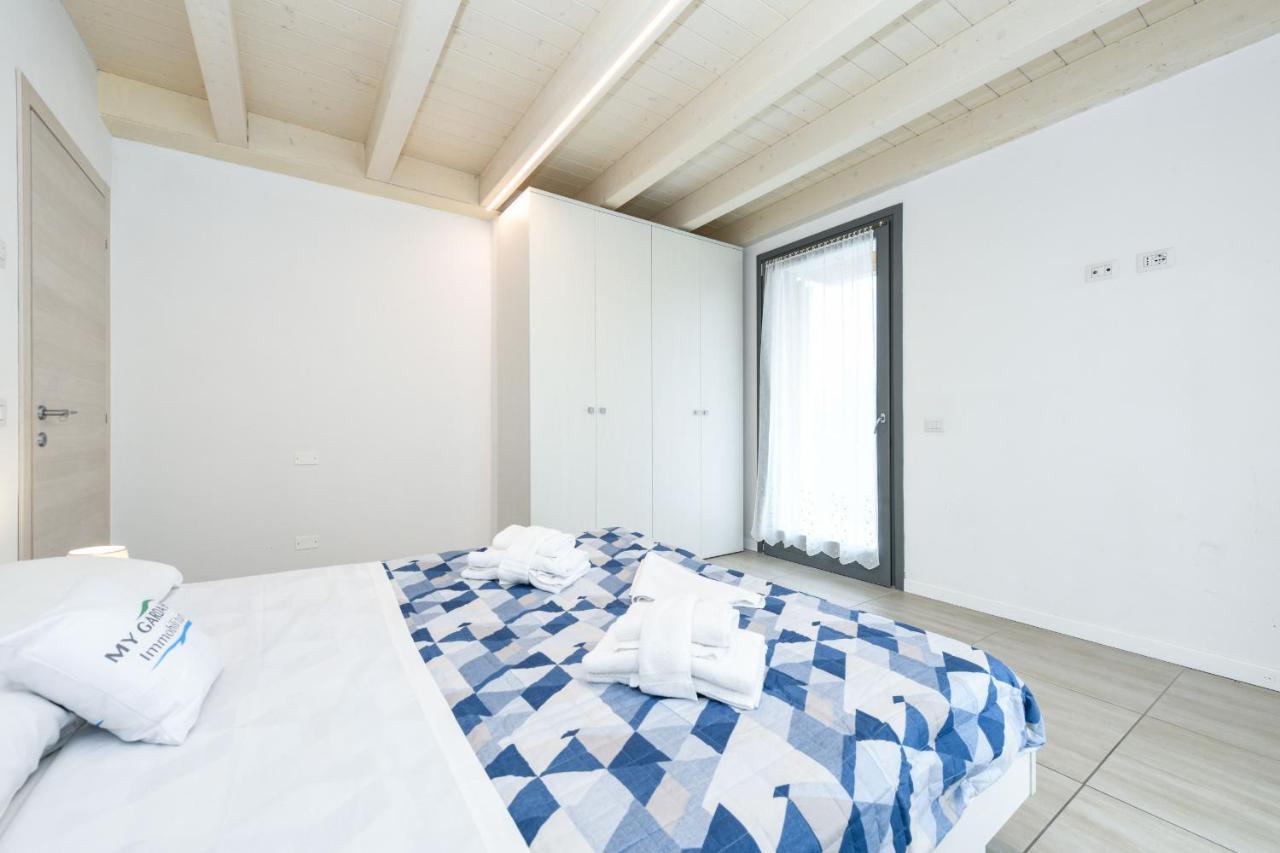 Borgo Gasparina Family Apartments Кастелнуово дел Гарда Екстериор снимка