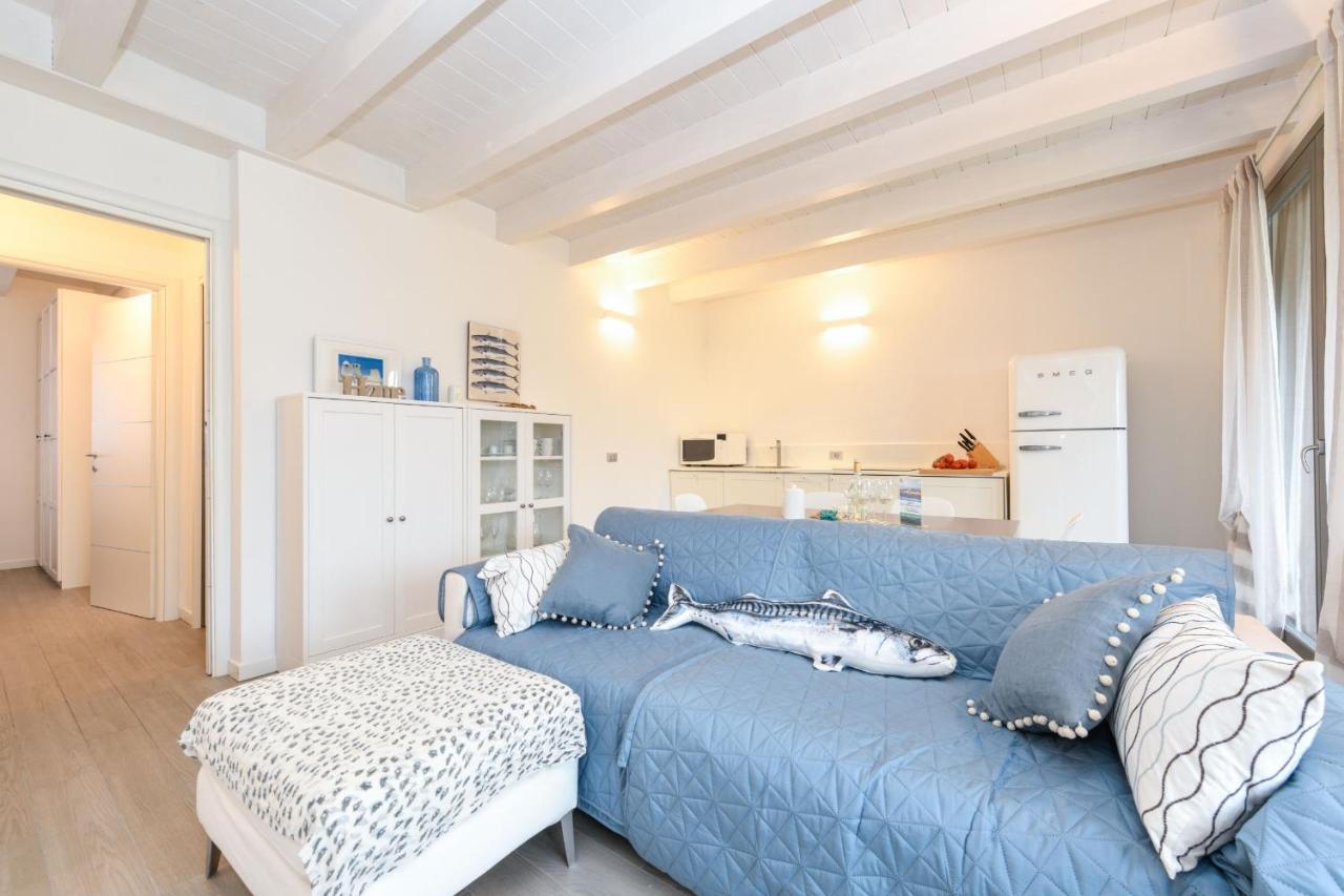 Borgo Gasparina Family Apartments Кастелнуово дел Гарда Екстериор снимка