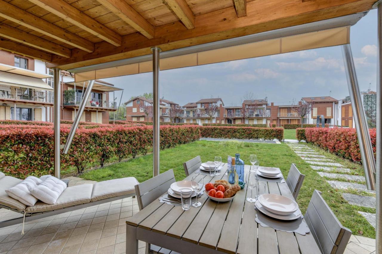 Borgo Gasparina Family Apartments Кастелнуово дел Гарда Екстериор снимка